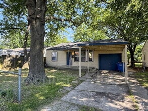 Building Photo - 3512 W 43rd Pl