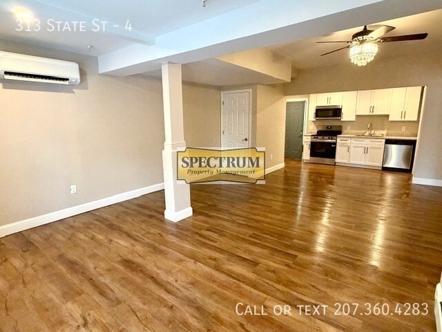 Building Photo - 313 State St