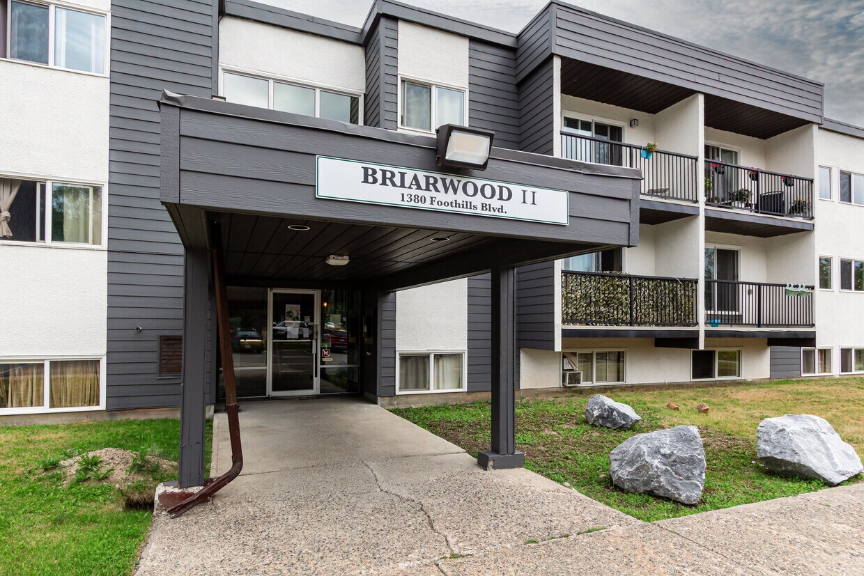 Photo du bâtiment - Briarwood Apartments
