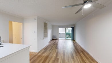 Interior Photo - Eight 80 Newport Beach