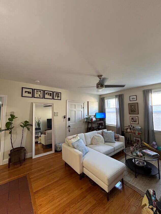 Foto principal - 117 Chiswick Rd