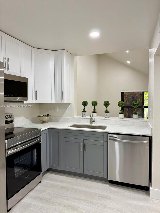 Building Photo - 12932 SW 88th Terrace