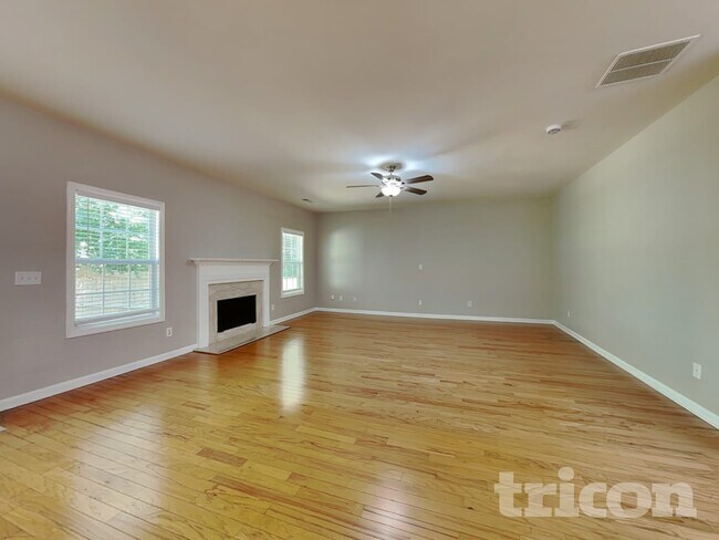 Foto del edificio - 2725 Sedgeview Way NE