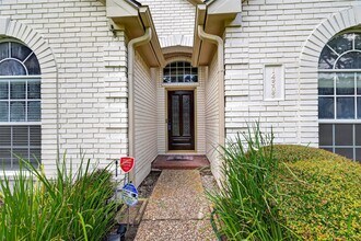 Building Photo - 14303 Reissen Ln