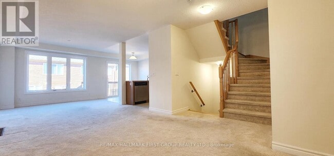 Building Photo - 2448 Steeplechase St