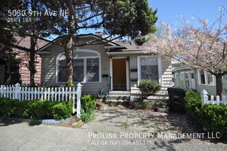 Building Photo - 5030 9th Ave NE
