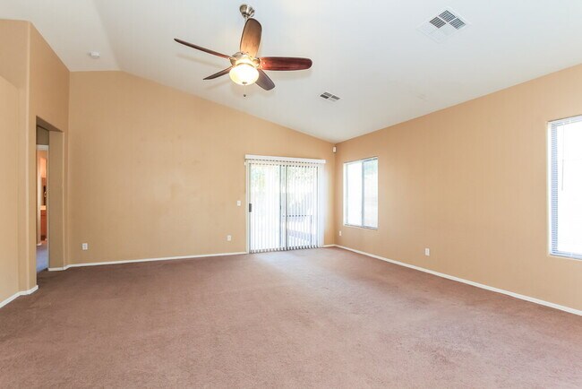 Building Photo - 13402 W Watson Ln