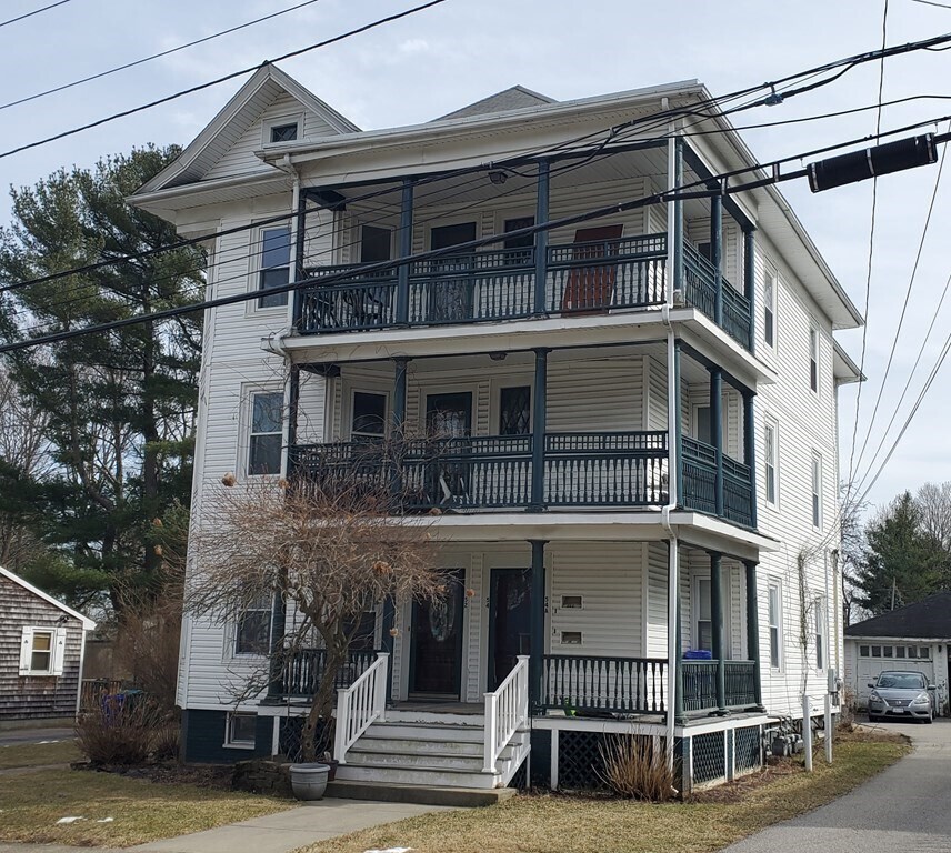 54 Robert St Unit 3, Attleboro, MA 02703 Apartment for Rent in