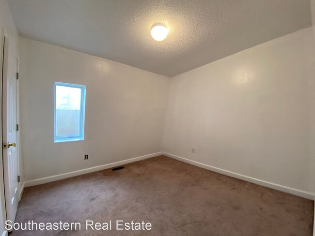 Building Photo - 3 br, 2 bath House - 200 O'Berry Dr