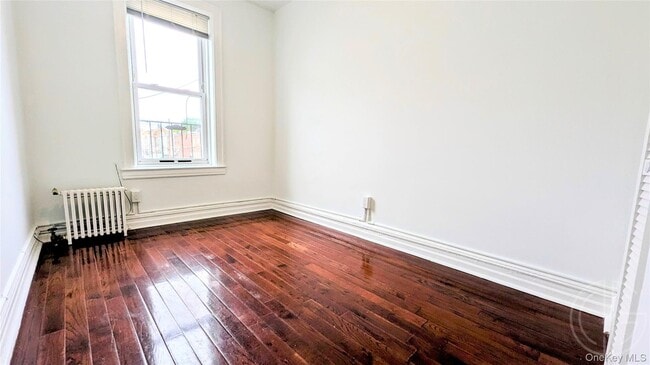 Foto del edificio - 45-07 Ditmars Blvd