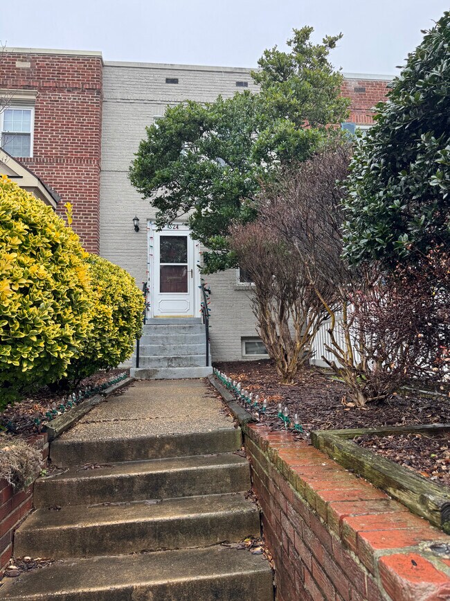 Foto del edificio - 321 Mount Vernon Ave