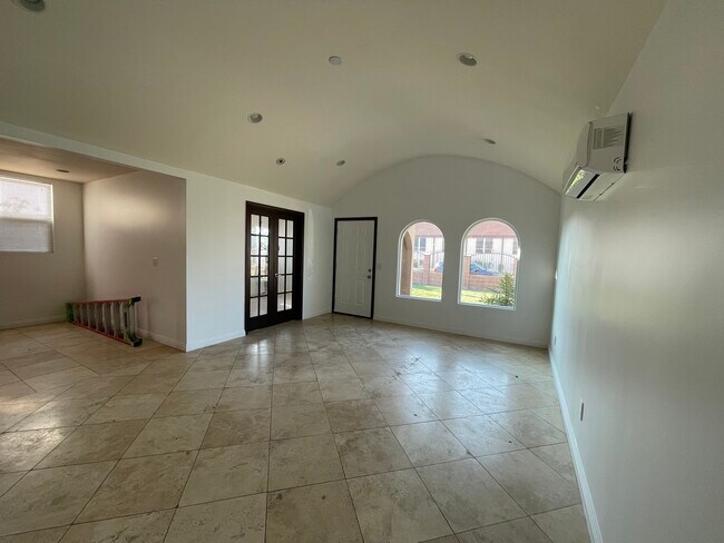 Foto del edificio - 4802 8th Ave