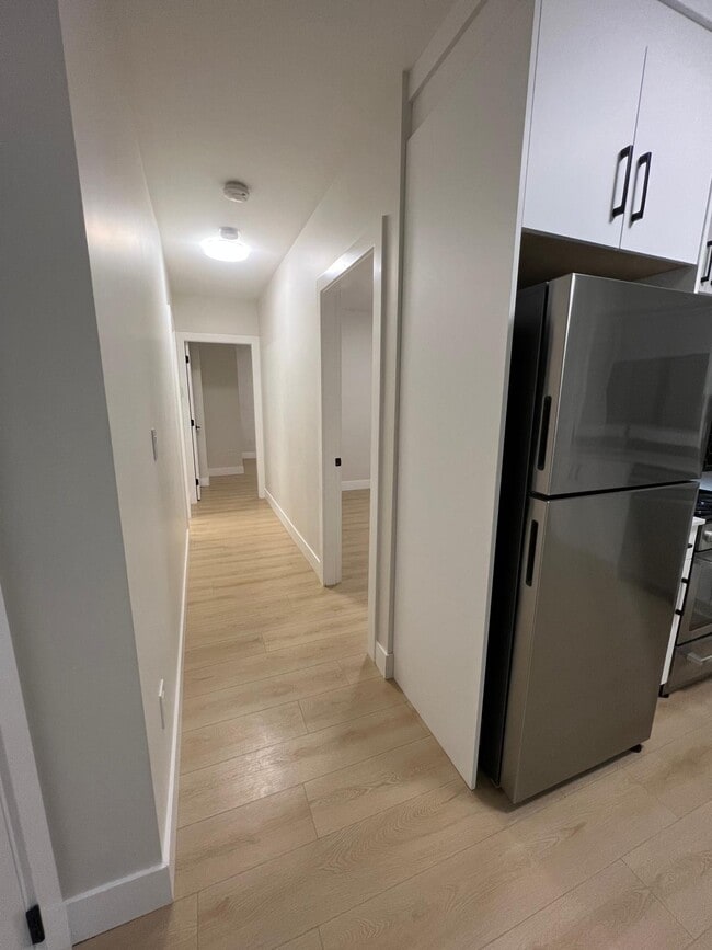 Building Photo - 10117-1172A 172A St