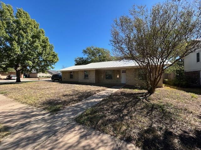 Foto principal - 8709 Donna Gail Dr