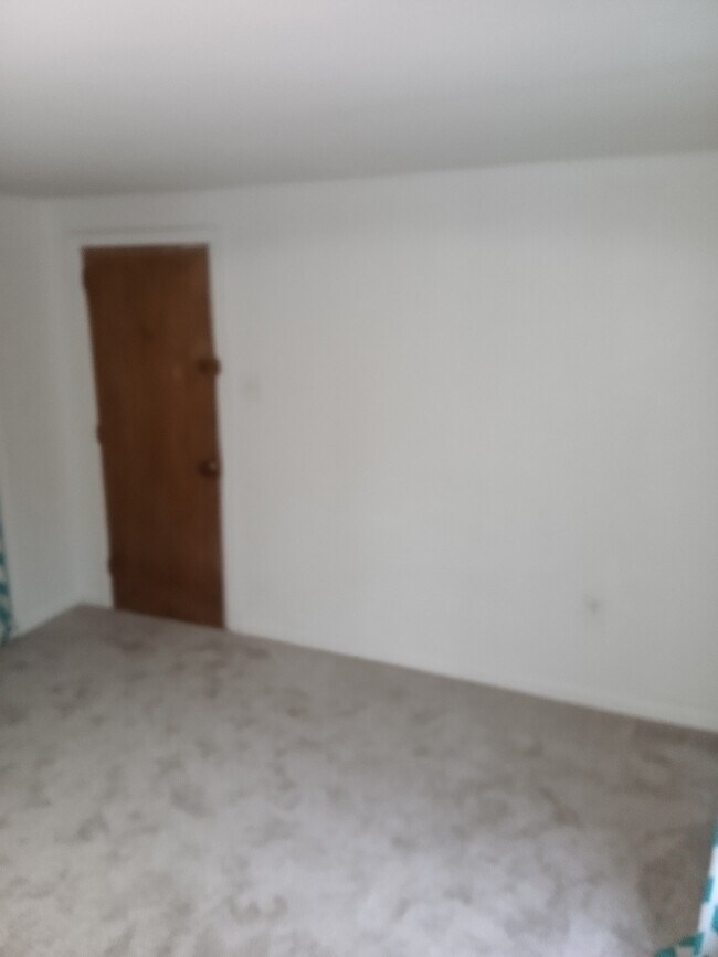 Foto del edificio - 1857 Janvier Rd