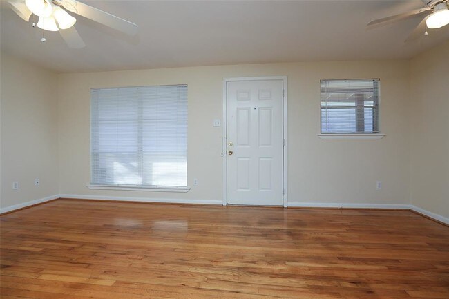 Foto del edificio - 1620 Hawthorne St