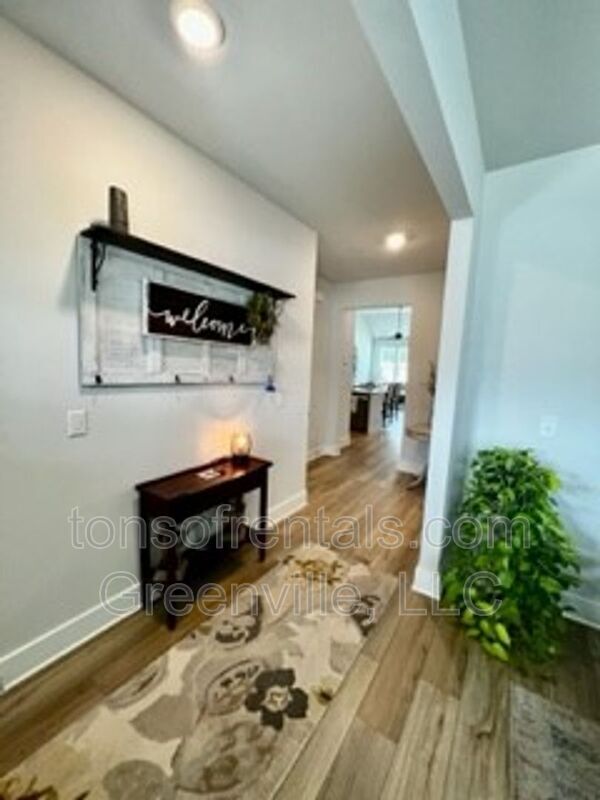 Building Photo - 1357 Summer Gold Wy