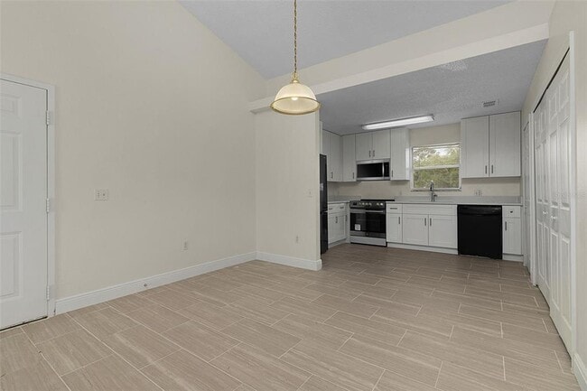 Foto del edificio - 170 Bowie Ln