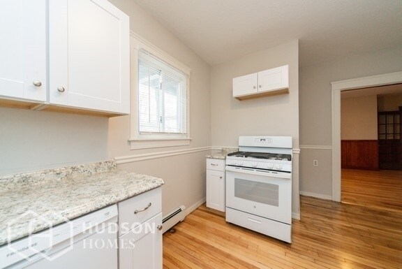 Foto del edificio - NOW AVAILABLE- 27 Ingleside Ave, Worcester...
