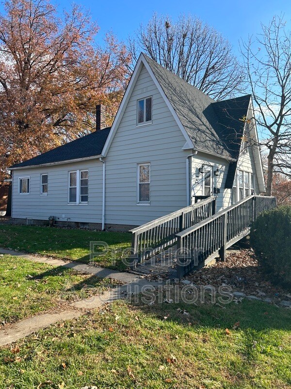 2119 Washington Ave, Alton, IL 62002 House Rental in Alton, IL