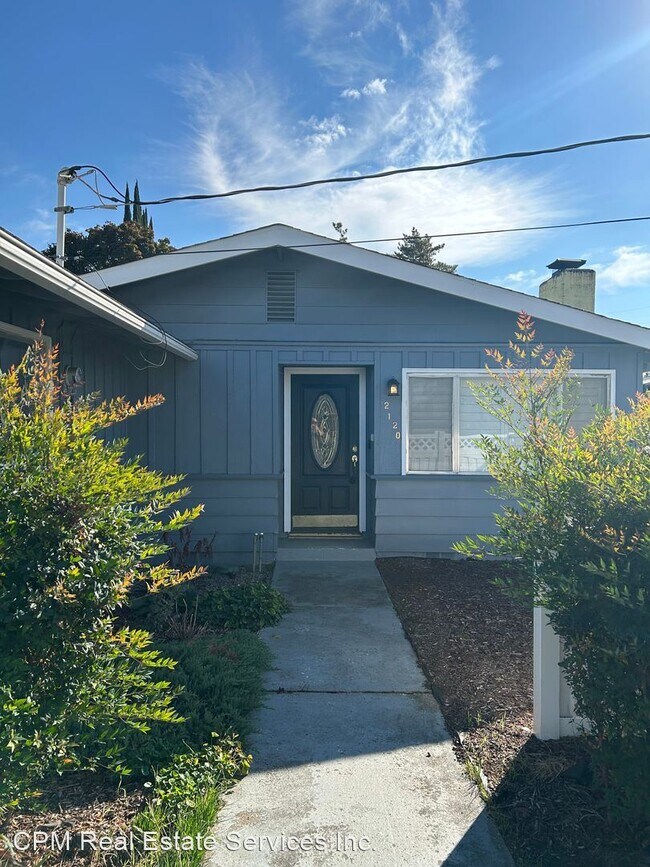Building Photo - 2 br, 2 bath House - 2120 E McAndrews Rd.