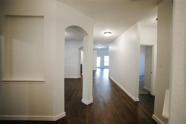 Building Photo - 2221 Rodgers Ln