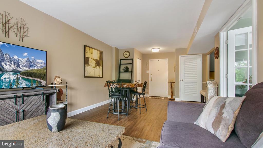 Foto principal - 5340 Holmes Run Pkwy