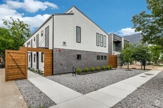 Building Photo - 4306 Deere St