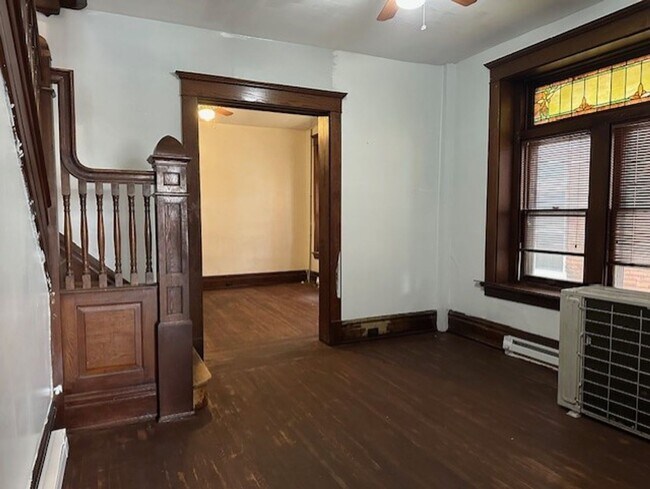 Building Photo - 1909 Market St