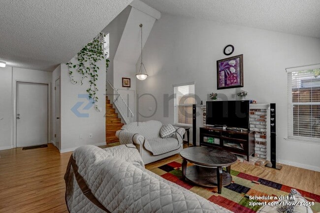 Building Photo - 2110 Alexander Way