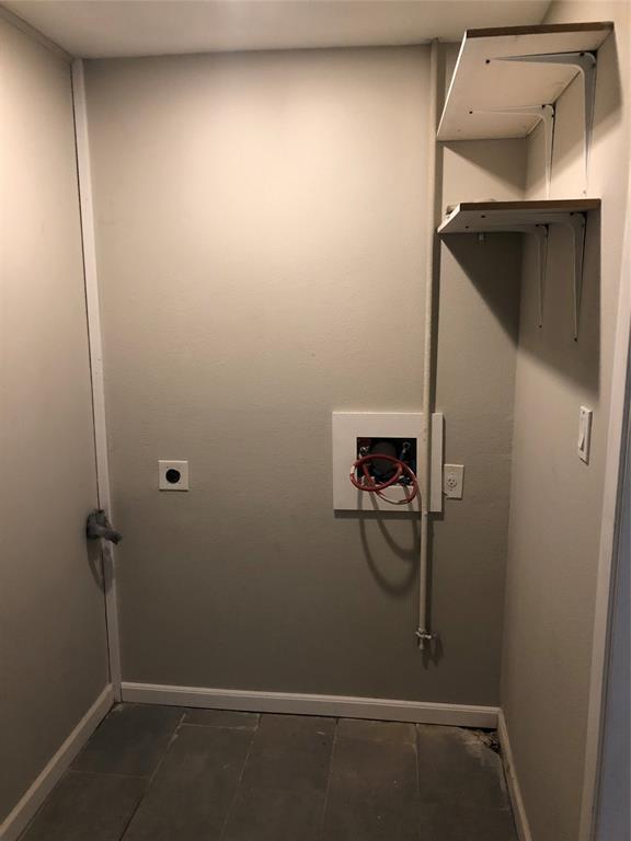 Foto del edificio - 3319 Forest Ln