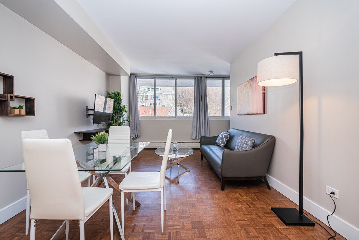 Photo principale - 3712 Peel St