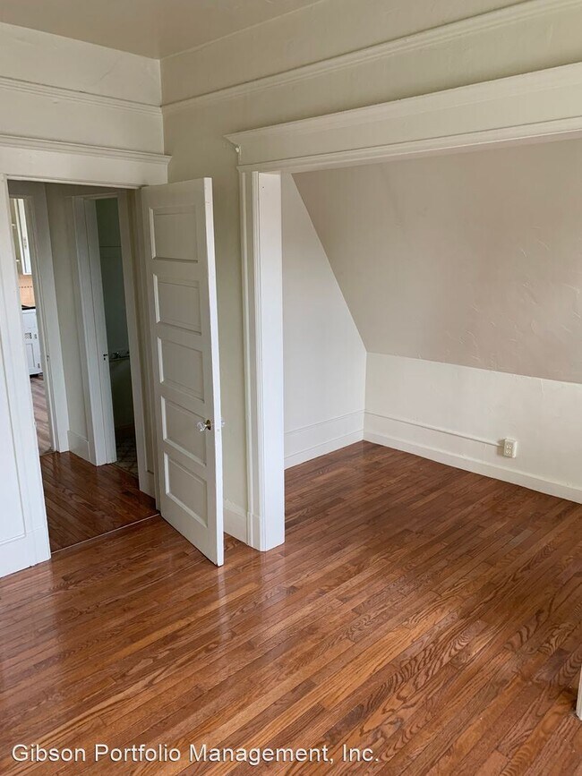 Building Photo - 1 br, 1 bath House - 309 N 5th St Unit 3