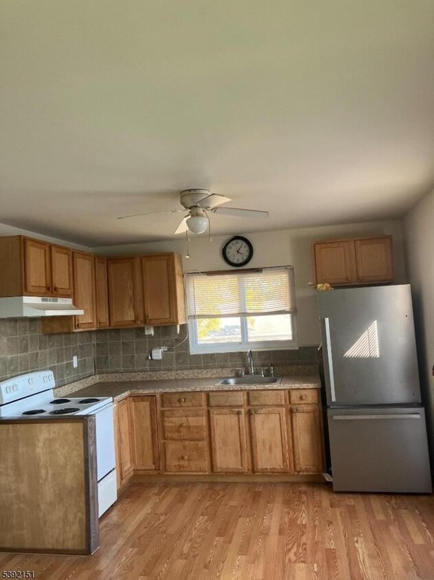 Foto del edificio - 410 Lake Shore N