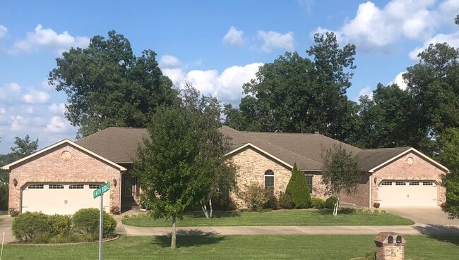Building Photo - 2696 County Road 439