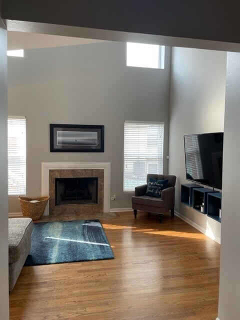 Building Photo - 1470 Pauline Cir