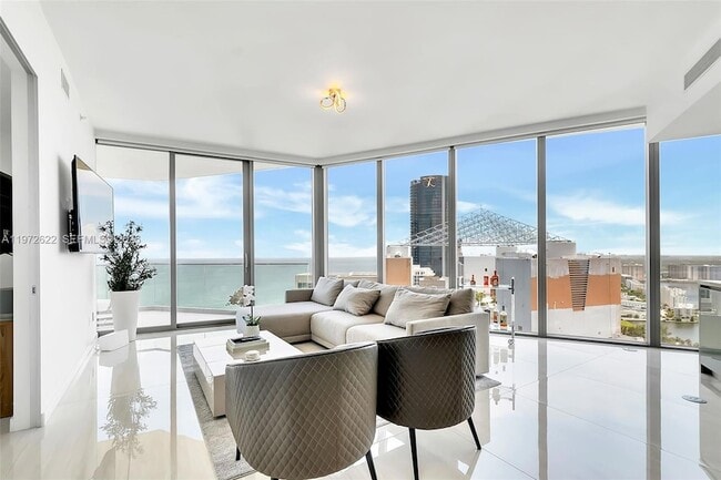 Photo - 18975 Collins Ave Apartment