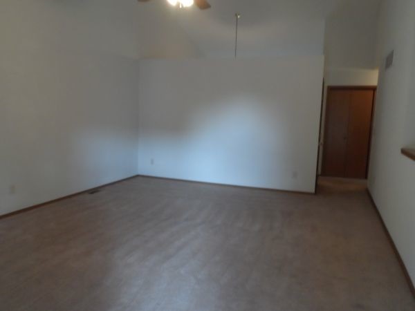 Foto del edificio - 8710 E 44th St N