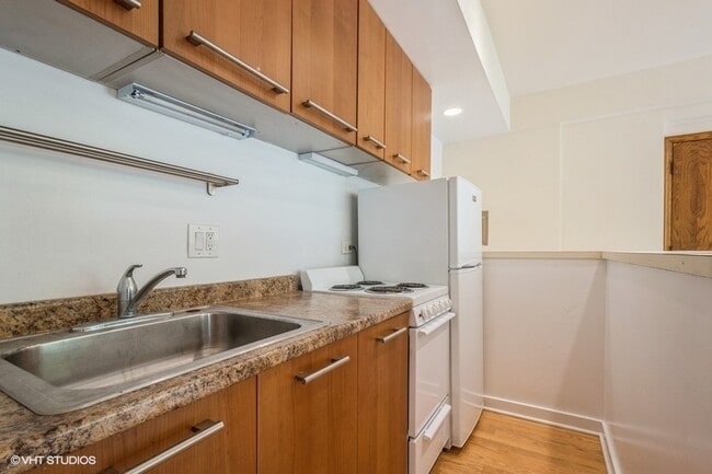 Foto del edificio - 1504 N Dearborn Pkwy