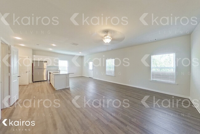 Foto del edificio - 3464 Bridgewood Dr.