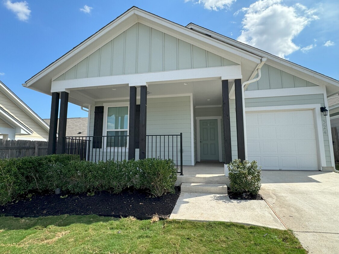 324 E Broade St, Leander, TX 78641 House Rental in Leander, TX