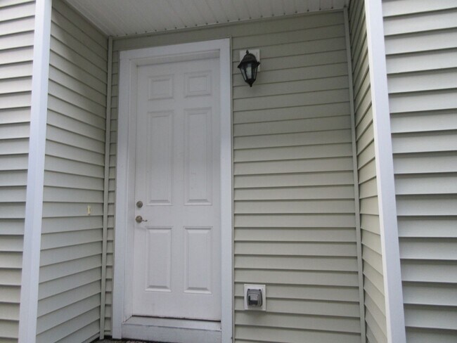Foto del edificio - 2 Bedroom 2 Bath Condo in Dupont !!