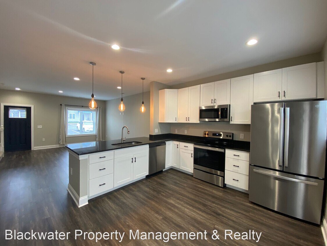 Foto principal - 3 br, 2.5 bath House - 20 Emanuel Court