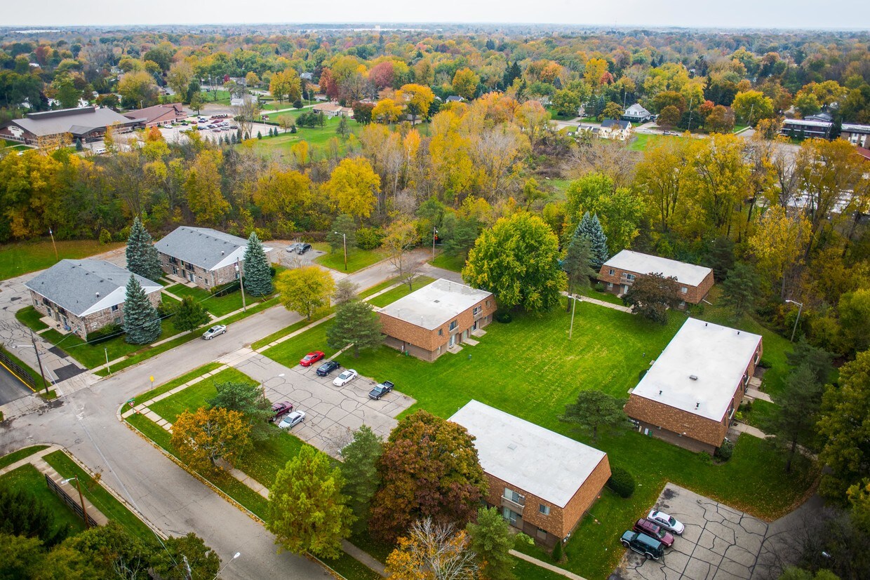 3620 Pleasant Grove Rd Unit 4, Lansing, MI 48910 Apartment for Rent