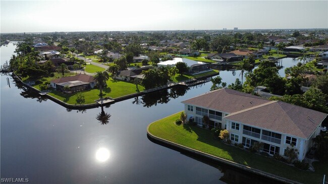 Foto del edificio - 4500 SE 5th Pl