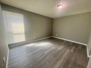 Foto del edificio - 8300 Calmont Ave