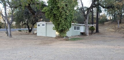 Building Photo - 10491 Ryan Hill Rd