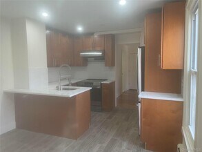 Building Photo - 1748 US-6