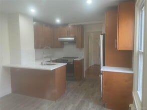 Building Photo - 1748 US-6