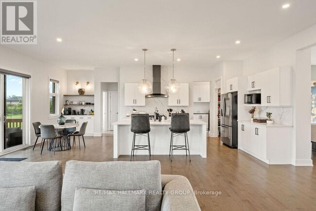Photo du bâtiment - 1575 Rangeland Ave